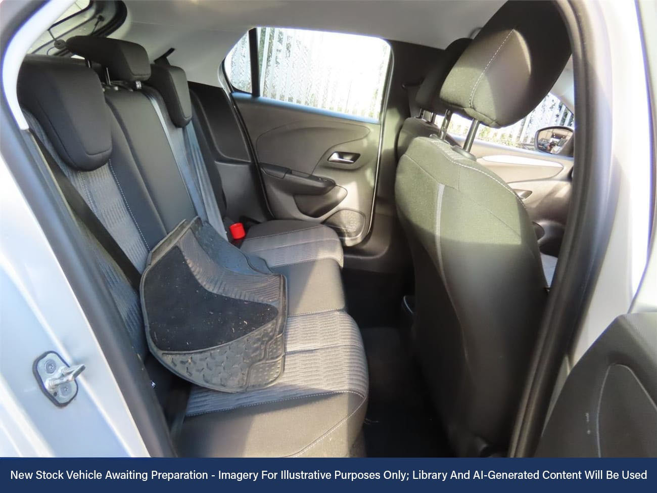 Used Vauxhall Corsa 2023 for sale - 77159530: Photo 3