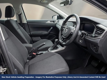 Used Volkswagen Polo 2019 for sale - 76972700: Photo