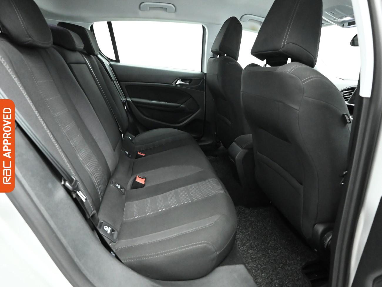 Used Peugeot 308 2016 for sale - 77135313: Photo 13