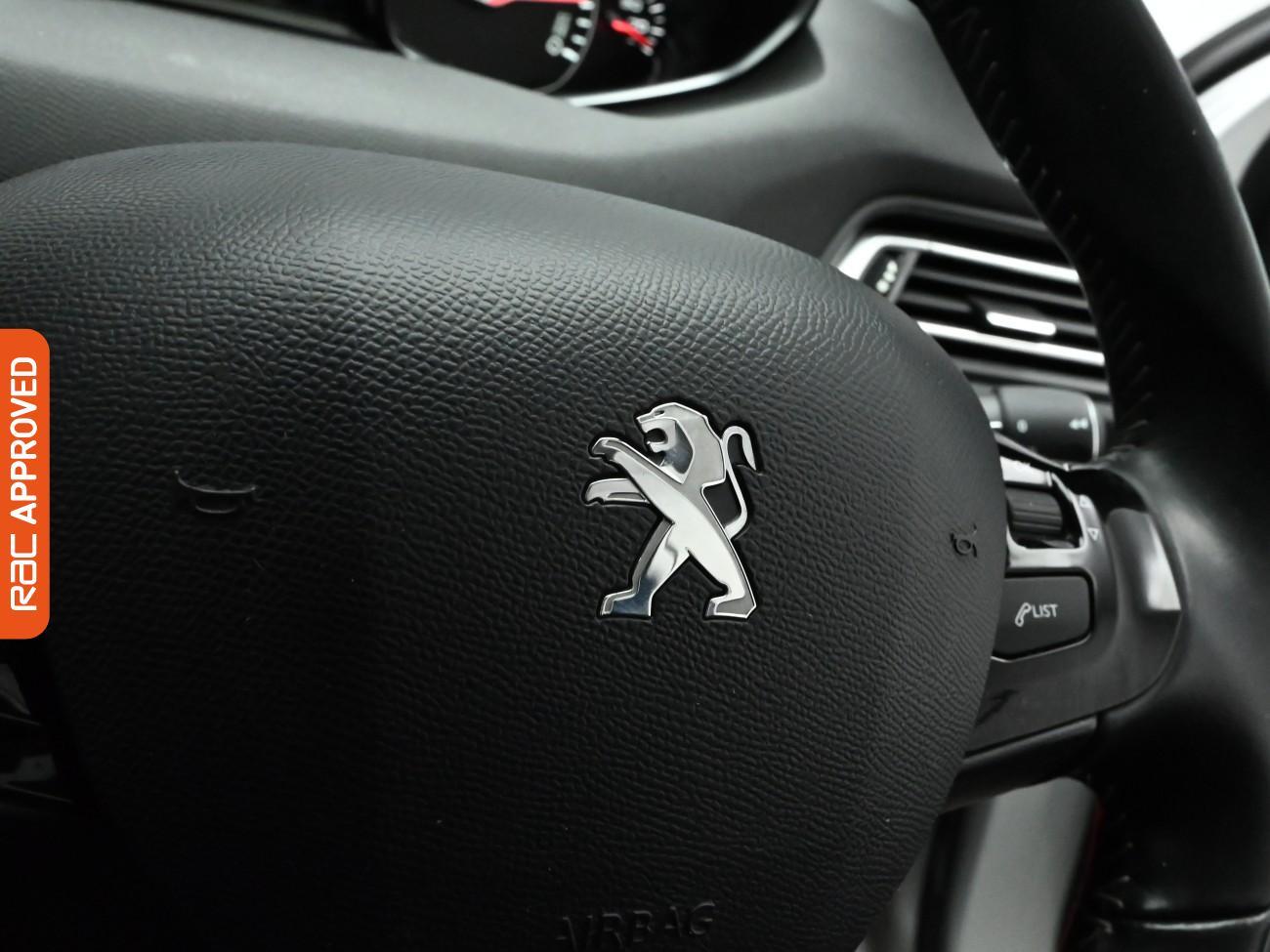 Used Peugeot 308 2016 for sale - 77135313: Photo 19