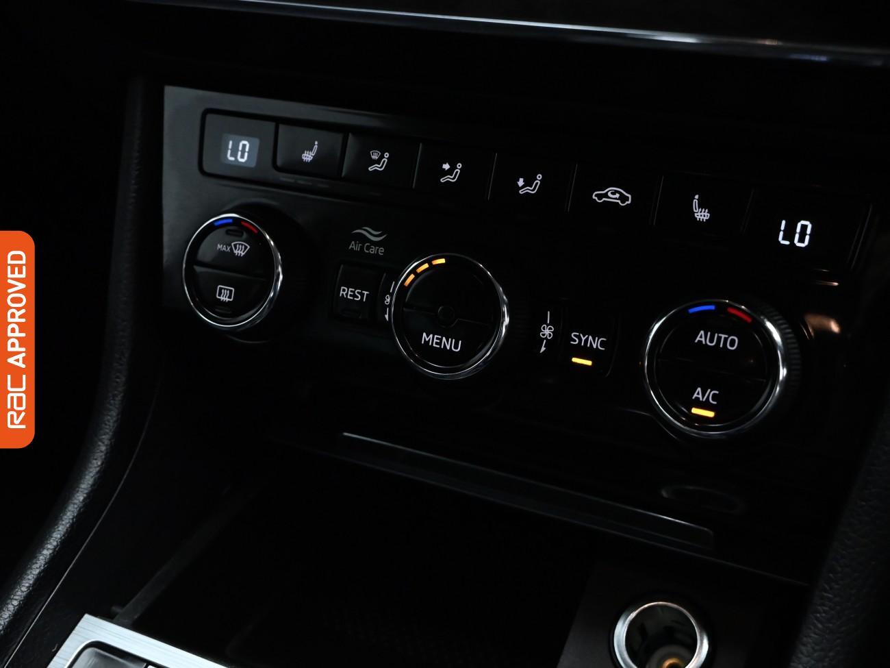 Used Skoda Superb 2022 for sale - 76495397: Photo 15