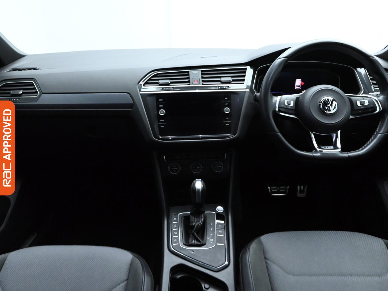 Used Volkswagen Tiguan 2020 for sale - 76495158: Photo 2