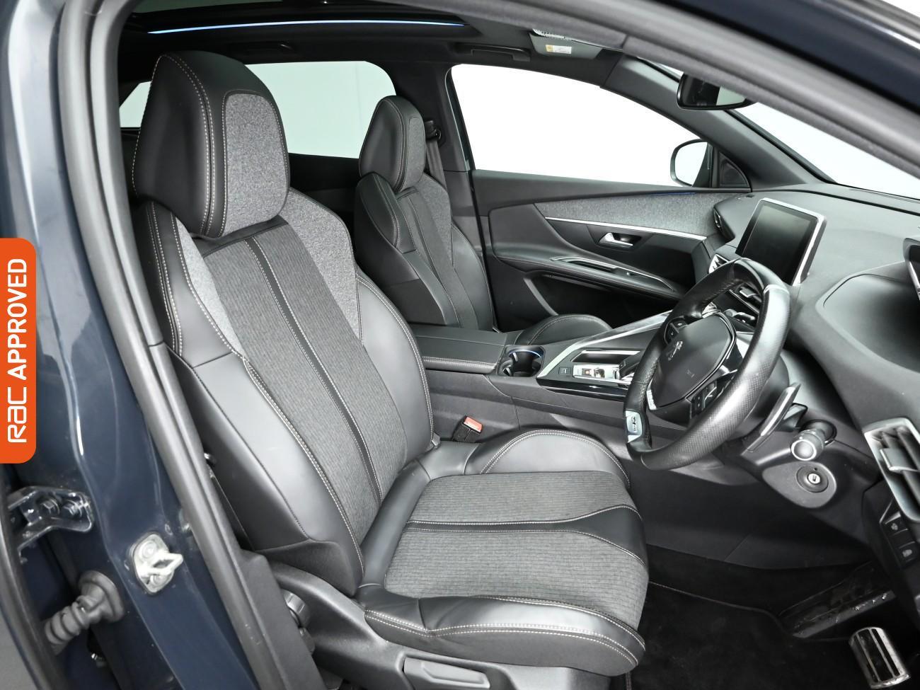 Used Peugeot 3008 2017 for sale - 76878318: Photo 12