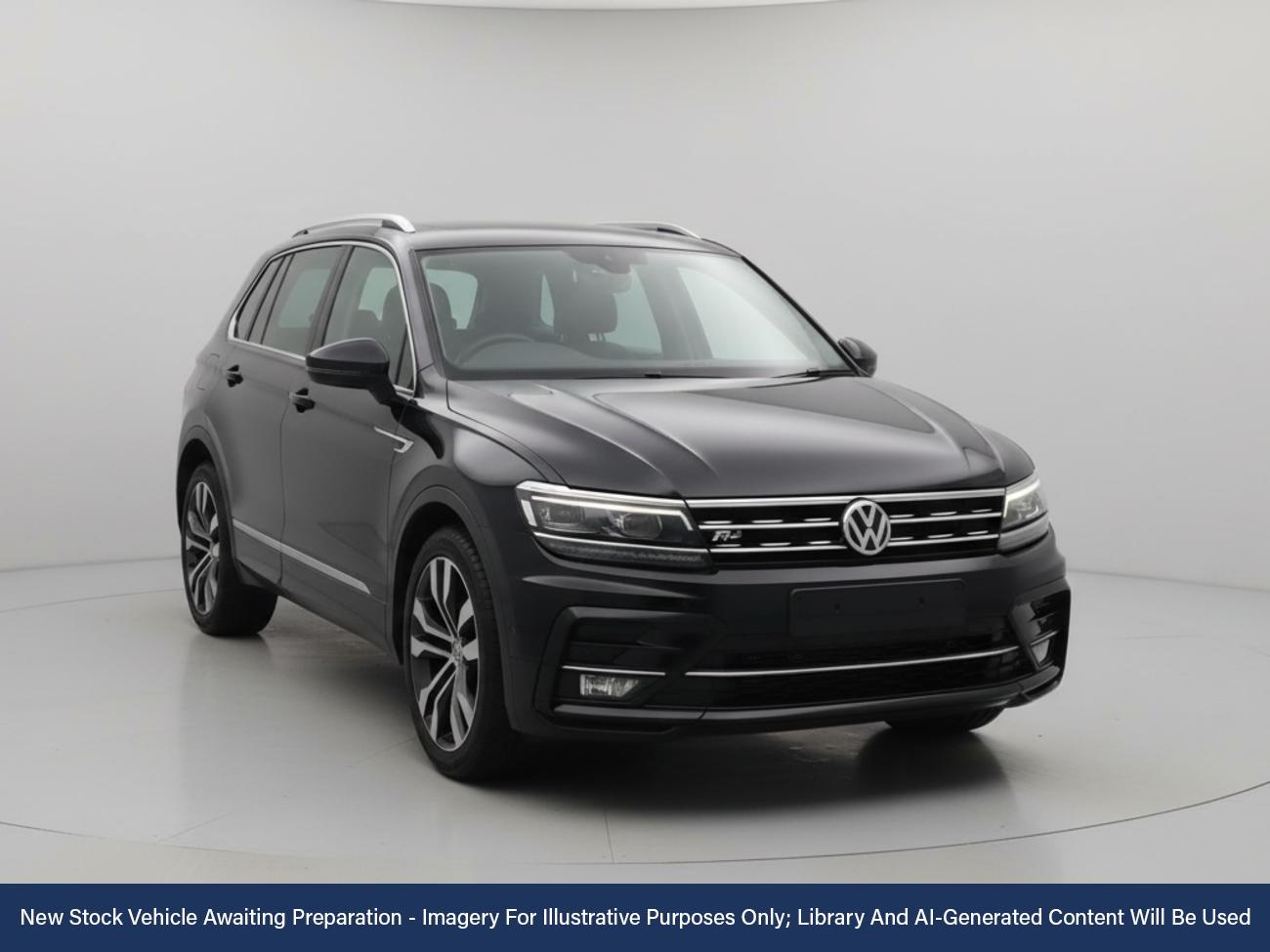 Used Volkswagen Tiguan 2018 for sale - 76746304: Photo 1