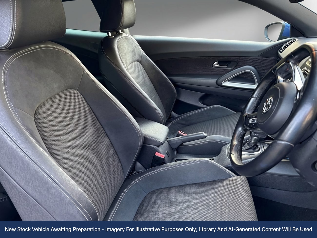 Used Volkswagen Scirocco 2016 for sale - 77728659: Photo 3