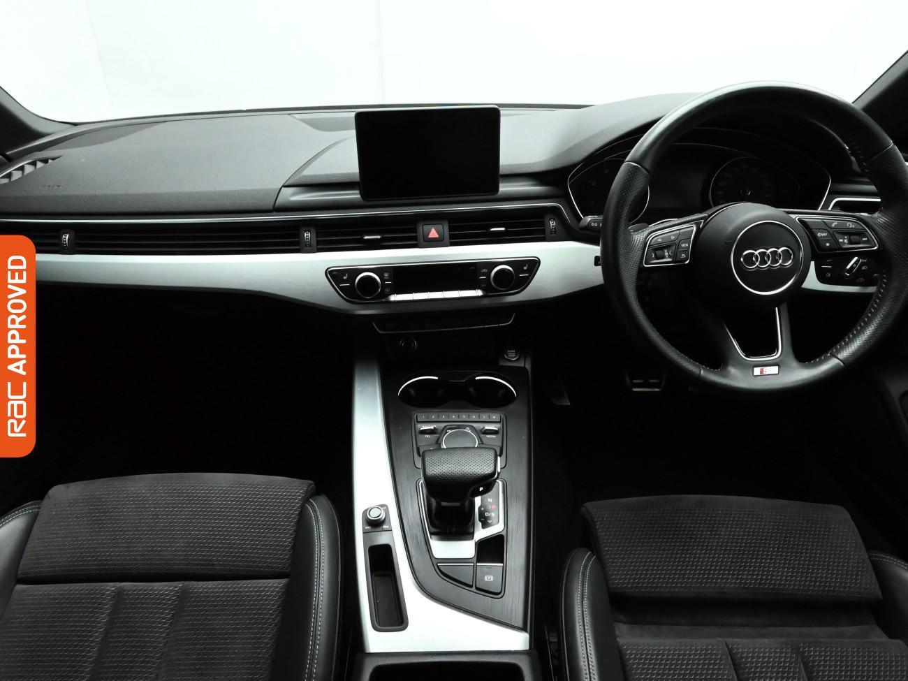 Used Audi A4 2017 for sale - 77187477: Photo 2