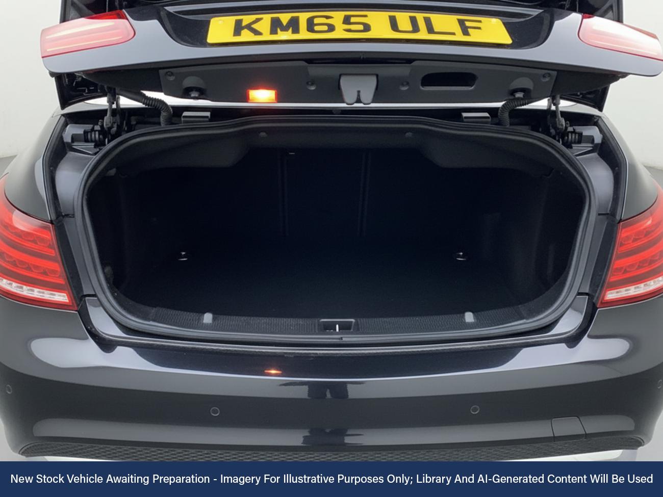 Used Mercedes-Benz E Class 2015 for sale - 76697542: Photo 6