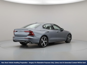 Used Volvo S60 2019 for sale - 76746289: Photo