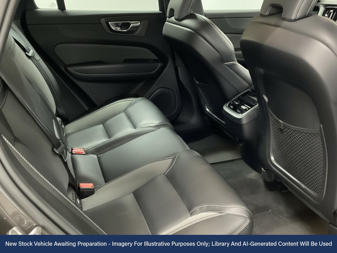 Used Volvo XC60 2022 for sale - 76929207: Photo 4