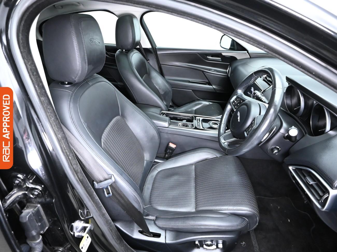 Used Jaguar XE 2017 for sale - 76311015: Photo 12