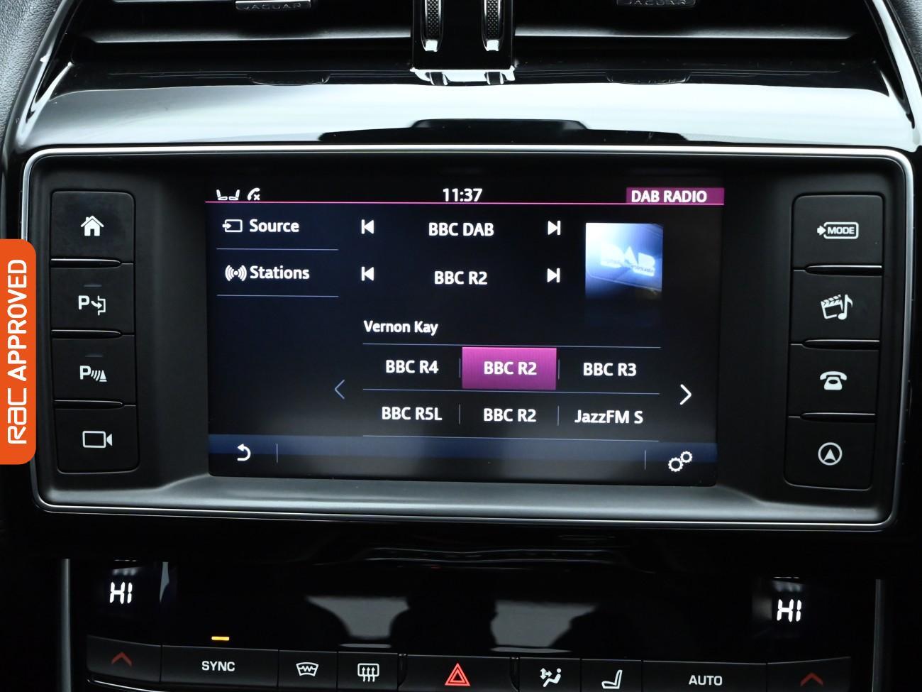 Used Jaguar XE 2017 for sale - 76311015: Photo 14