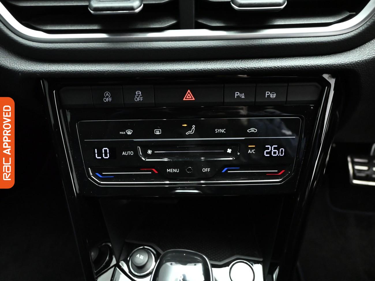 Used Volkswagen T-Roc 2023 for sale - 77364486: Photo 17