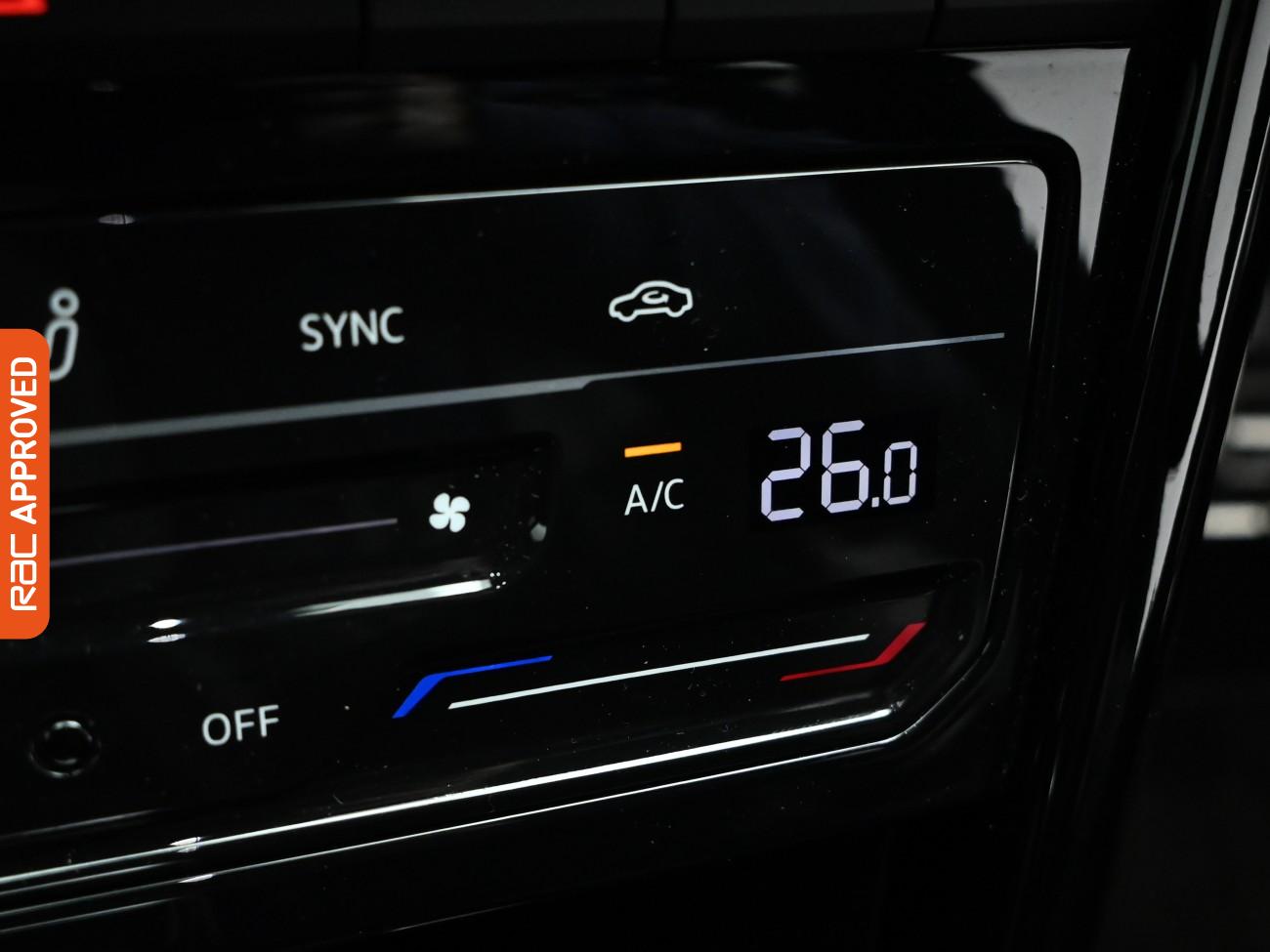 Used Volkswagen T-Roc 2023 for sale - 77364486: Photo 18