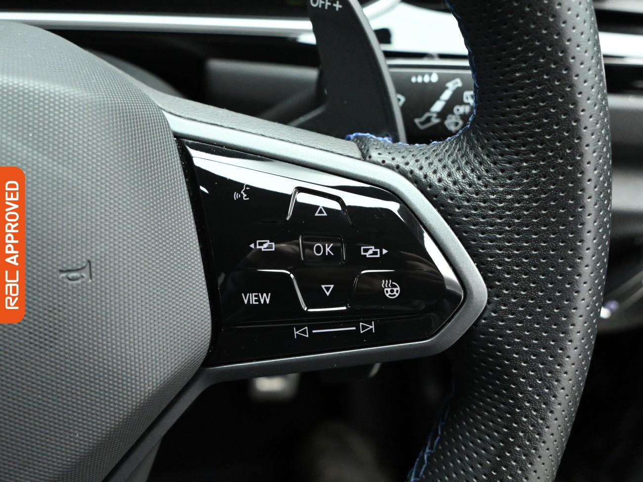 Used Volkswagen T-Roc 2023 for sale - 77364486: Photo 21