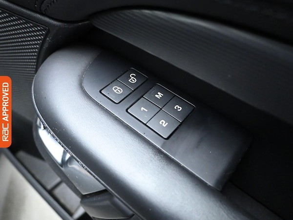 Used Land Rover Discovery 2019 for sale - 76170255: Photo 19
