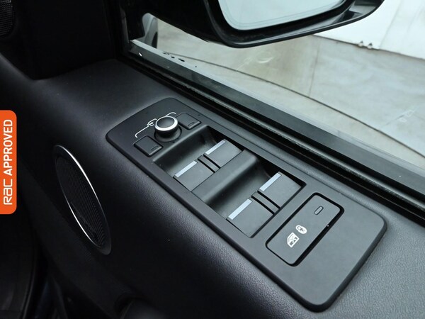 Used Land Rover Discovery 2019 for sale - 76170255: Photo 35
