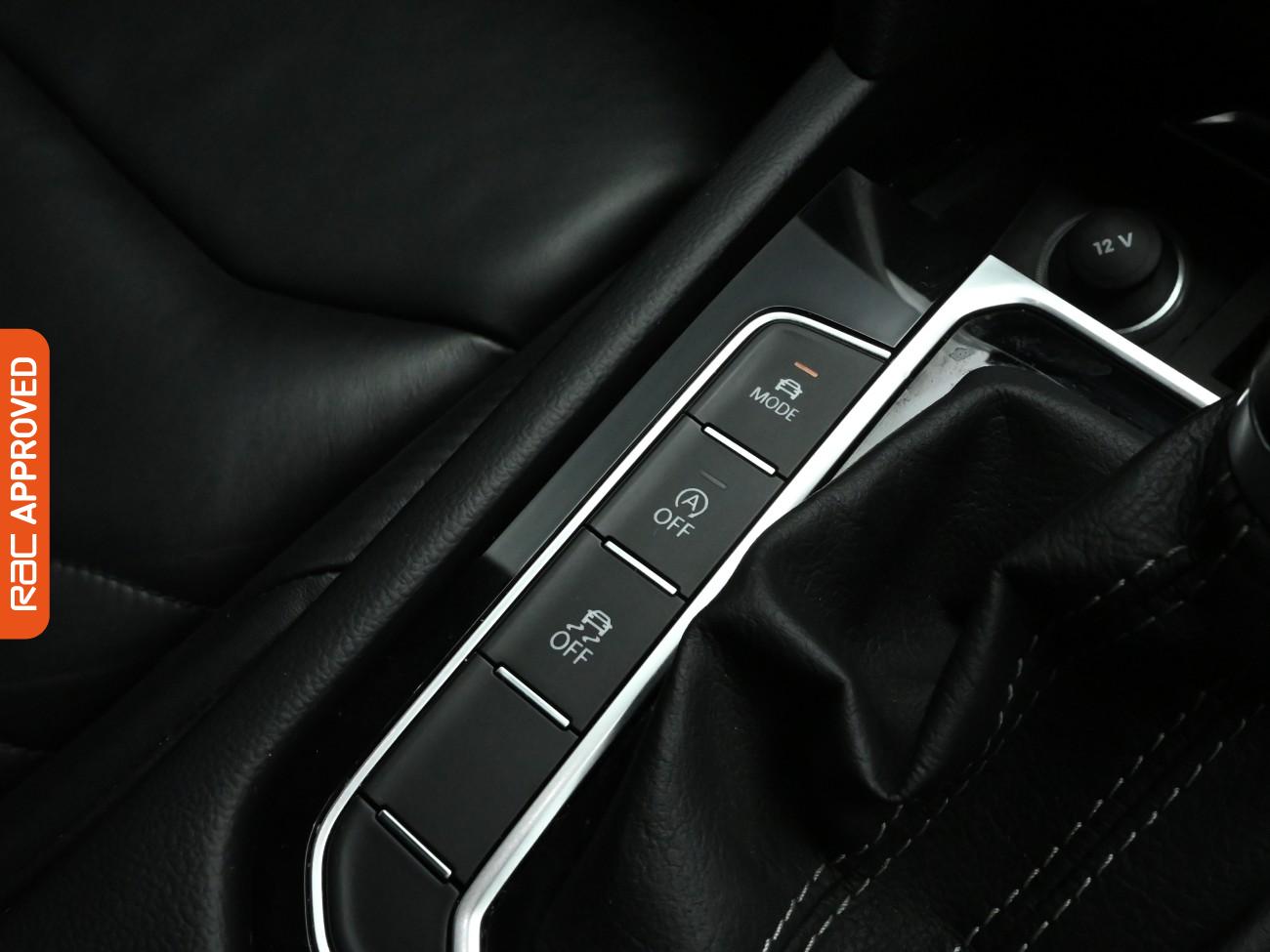 Used Volkswagen Arteon 2017 for sale - 77236065: Photo 14