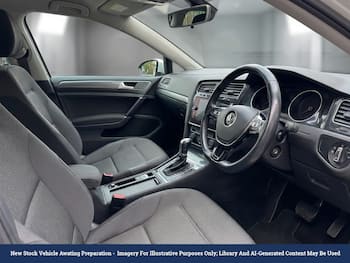 Used Volkswagen Golf 2020 for sale - 79656126: Photo