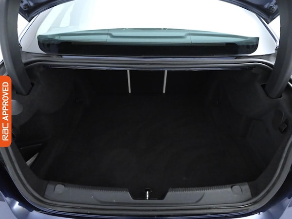 Used Jaguar XE 2016 for sale - 76088284: Photo 27