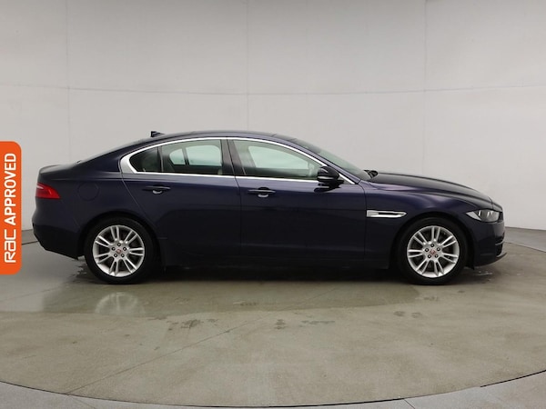 Used Jaguar XE 2016 for sale - 76088284: Photo 6