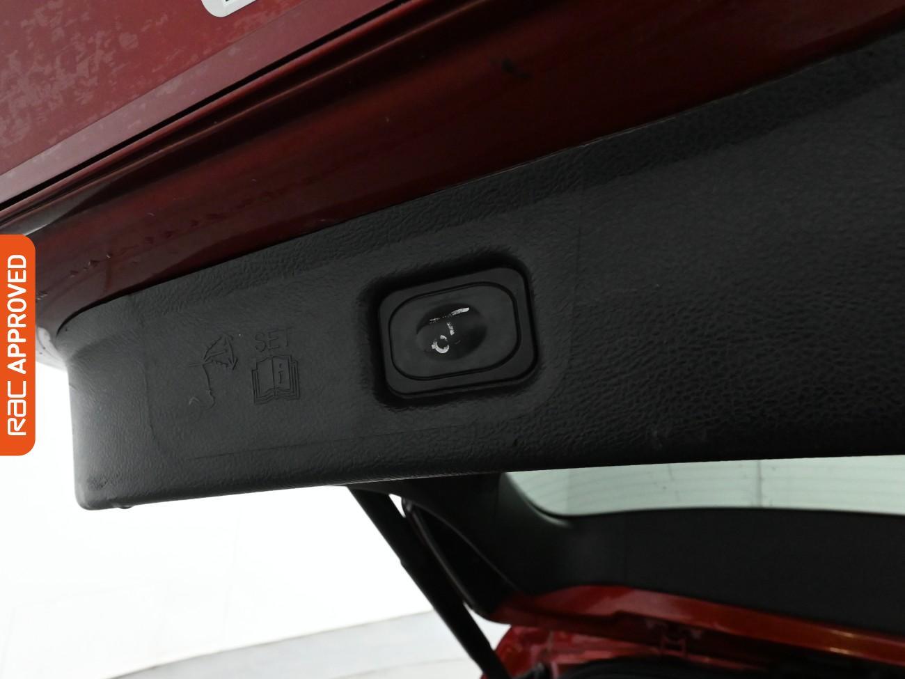 Used Ford S-Max 2017 for sale - 77138883: Photo 31