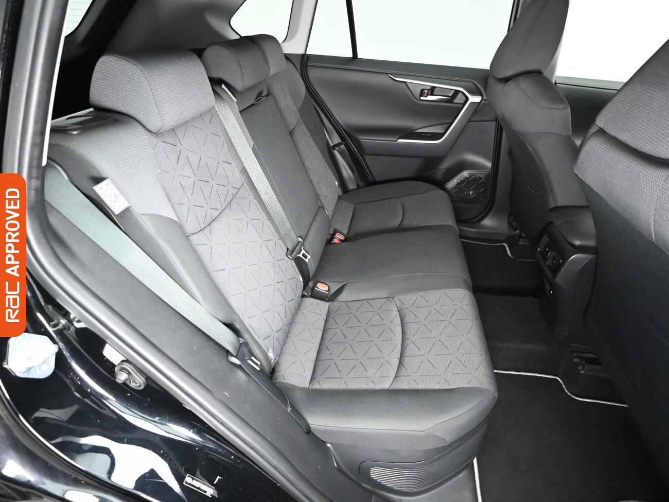 Used Toyota RAV4 2021 for sale - 76750735: Photo 13