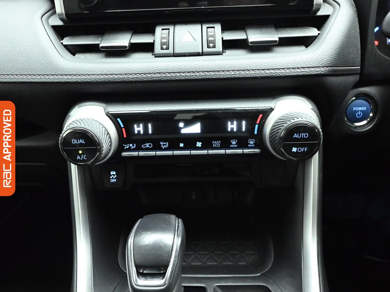 Used Toyota RAV4 2021 for sale - 76750735: Photo 17