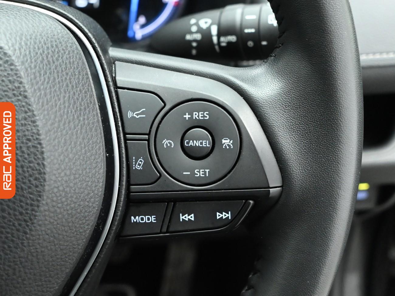 Used Toyota RAV4 2021 for sale - 76750735: Photo 22