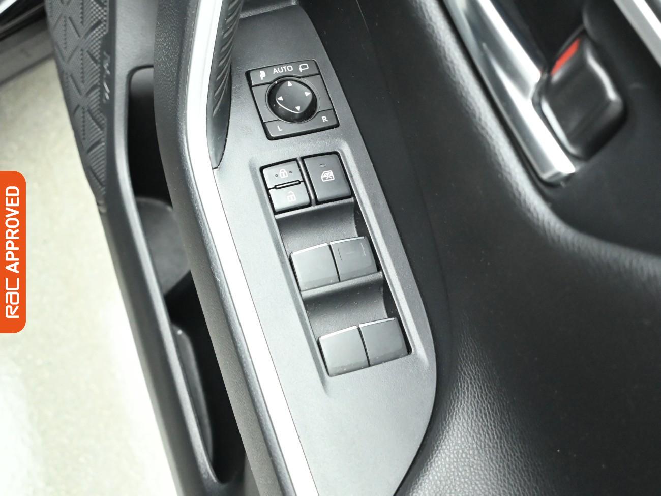 Used Toyota RAV4 2021 for sale - 76750735: Photo 23