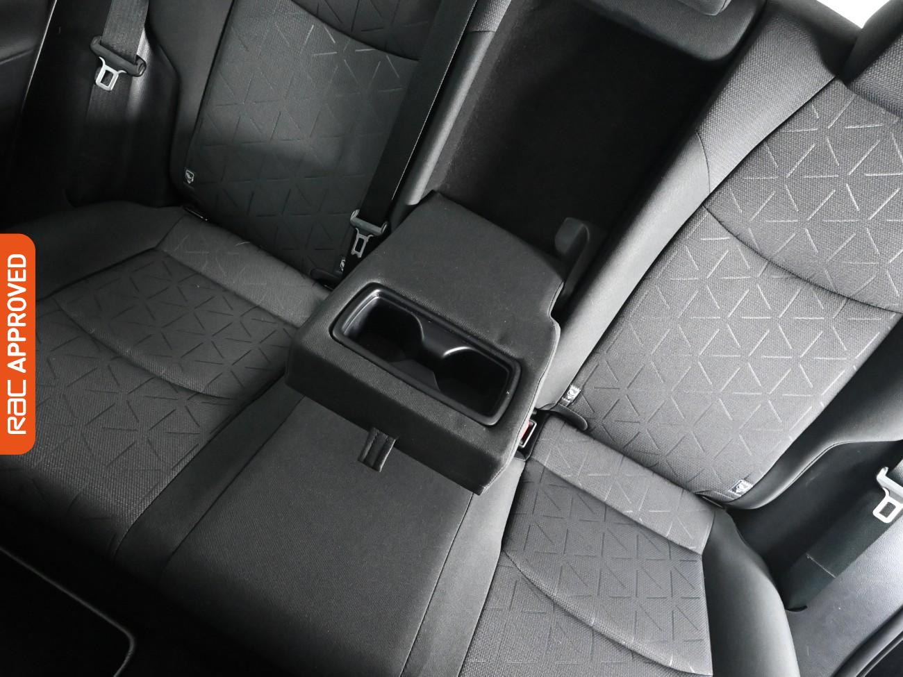 Used Toyota RAV4 2021 for sale - 76750735: Photo 25