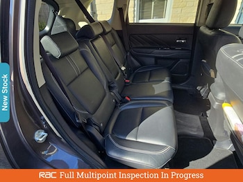 Used Mitsubishi Outlander 2018 for sale - 76170281: Photo 4