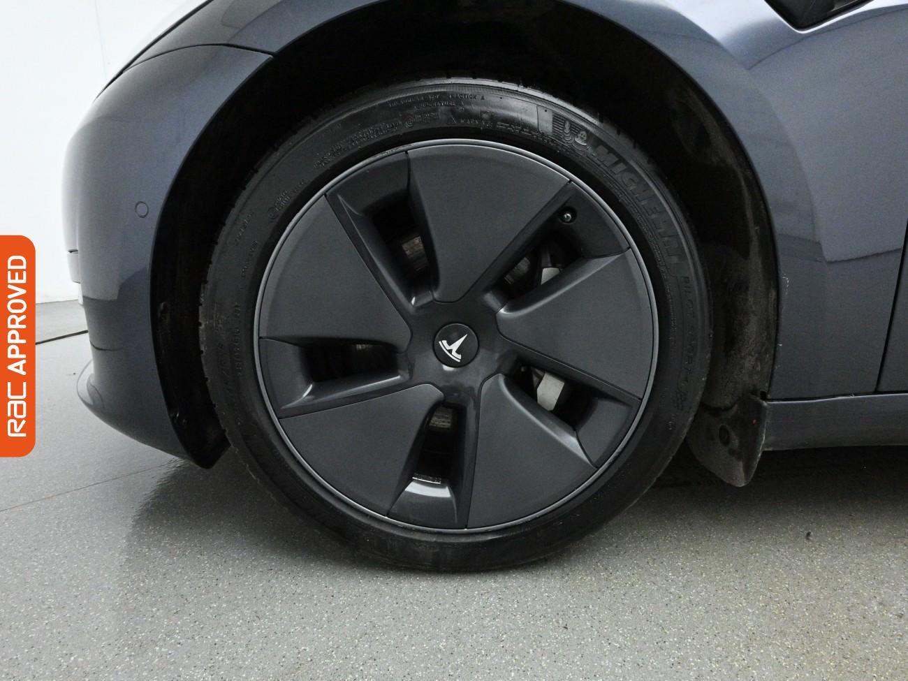 Used Tesla Model 3 2020 for sale - 77829404: Photo 17