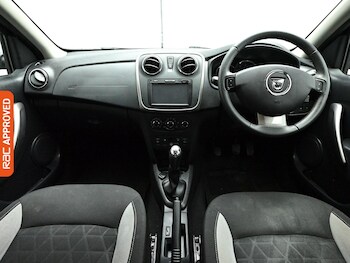 Used Dacia Sandero Stepway 2016 for sale - 79163593: Photo