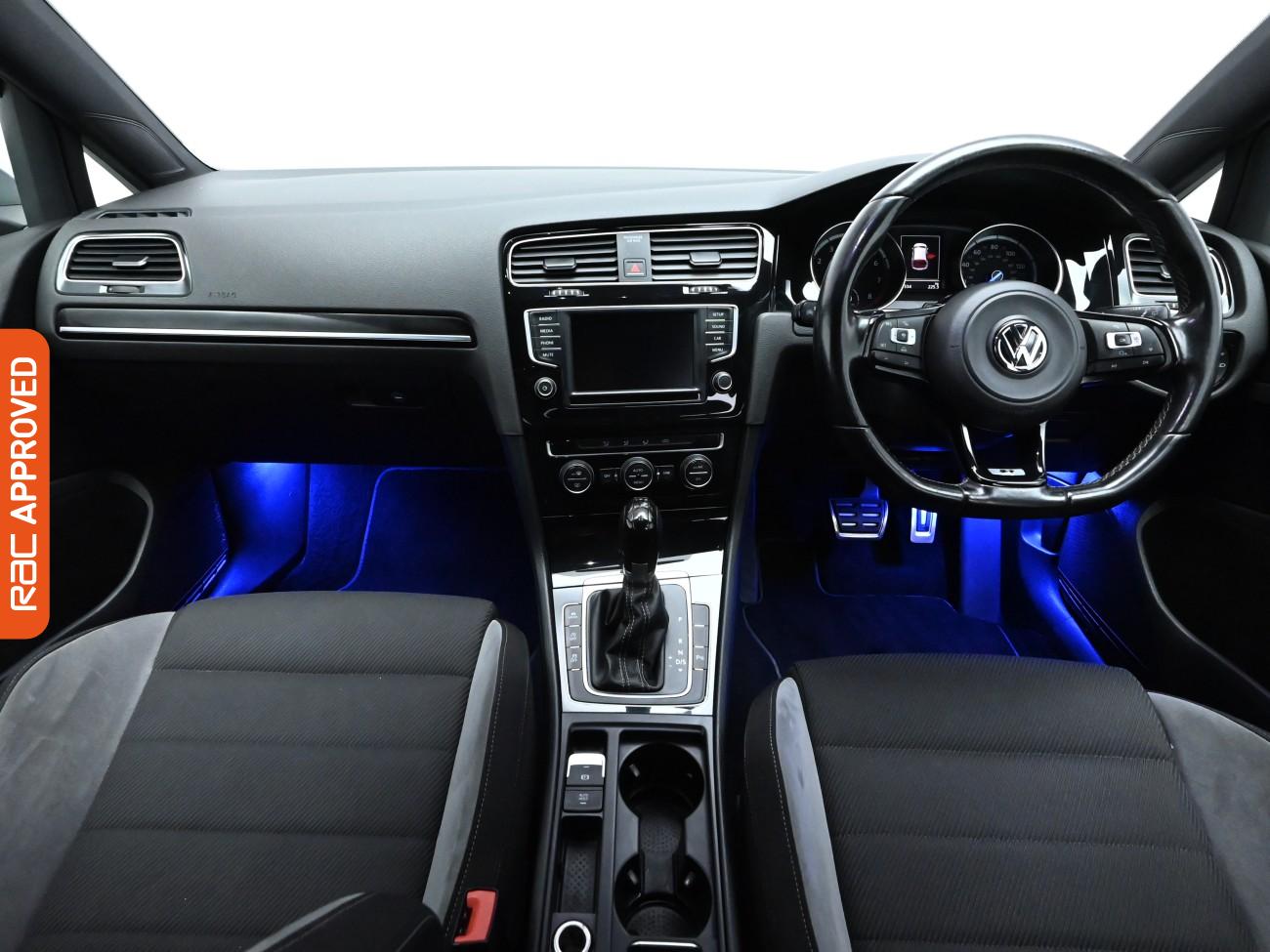 Used Volkswagen Golf 2015 for sale - 76206865: Photo 2