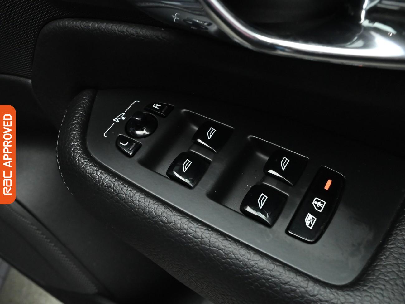 Used Volvo XC90 2016 for sale - 76736015: Photo 26