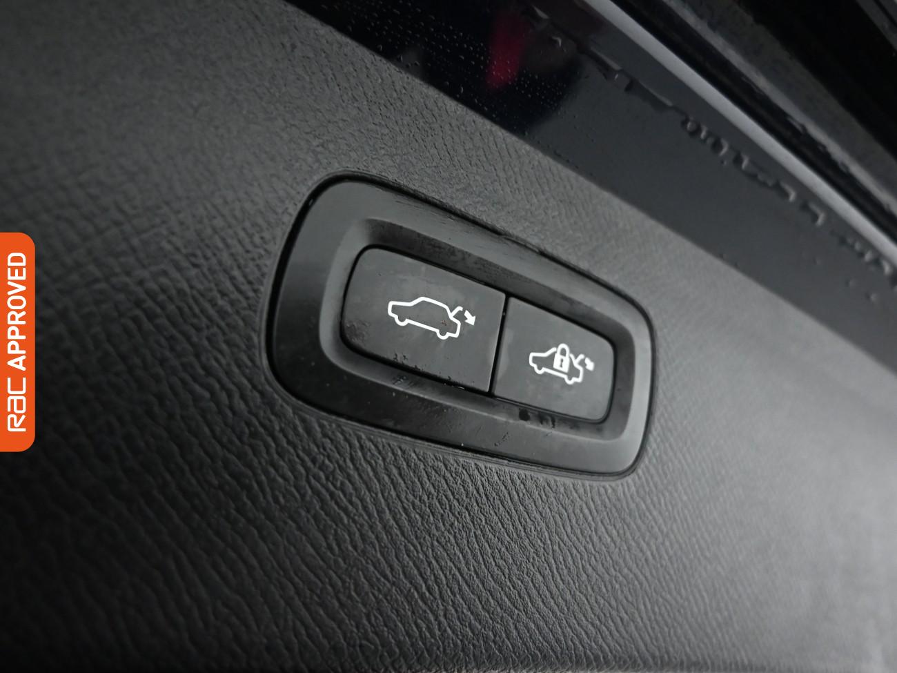 Used Volvo XC90 2016 for sale - 76736015: Photo 28