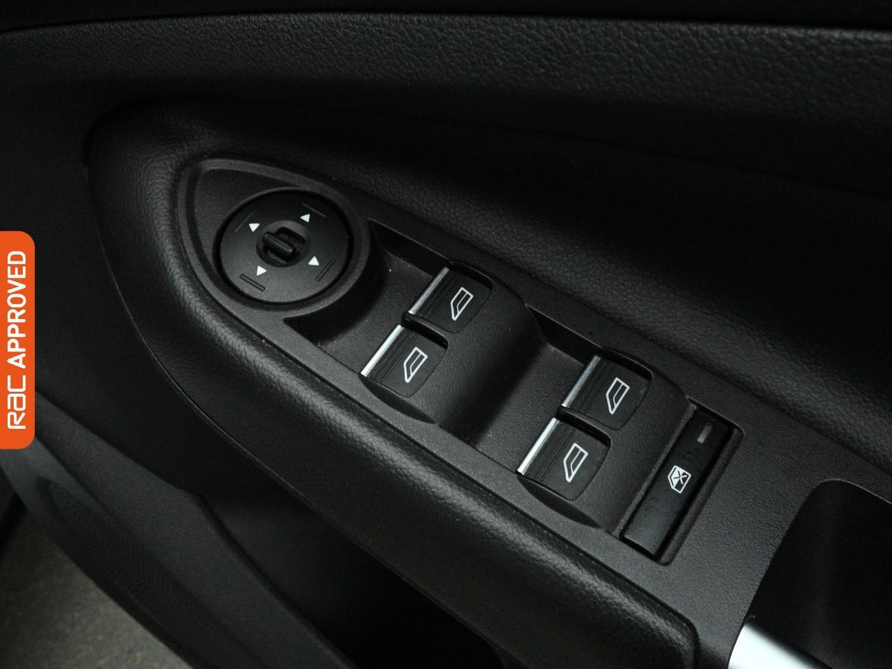 Used Ford Kuga 2016 for sale - 78124920: Photo 24