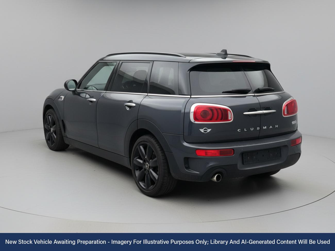 Used MINI Clubman 2017 for sale - 76629879: Photo 2