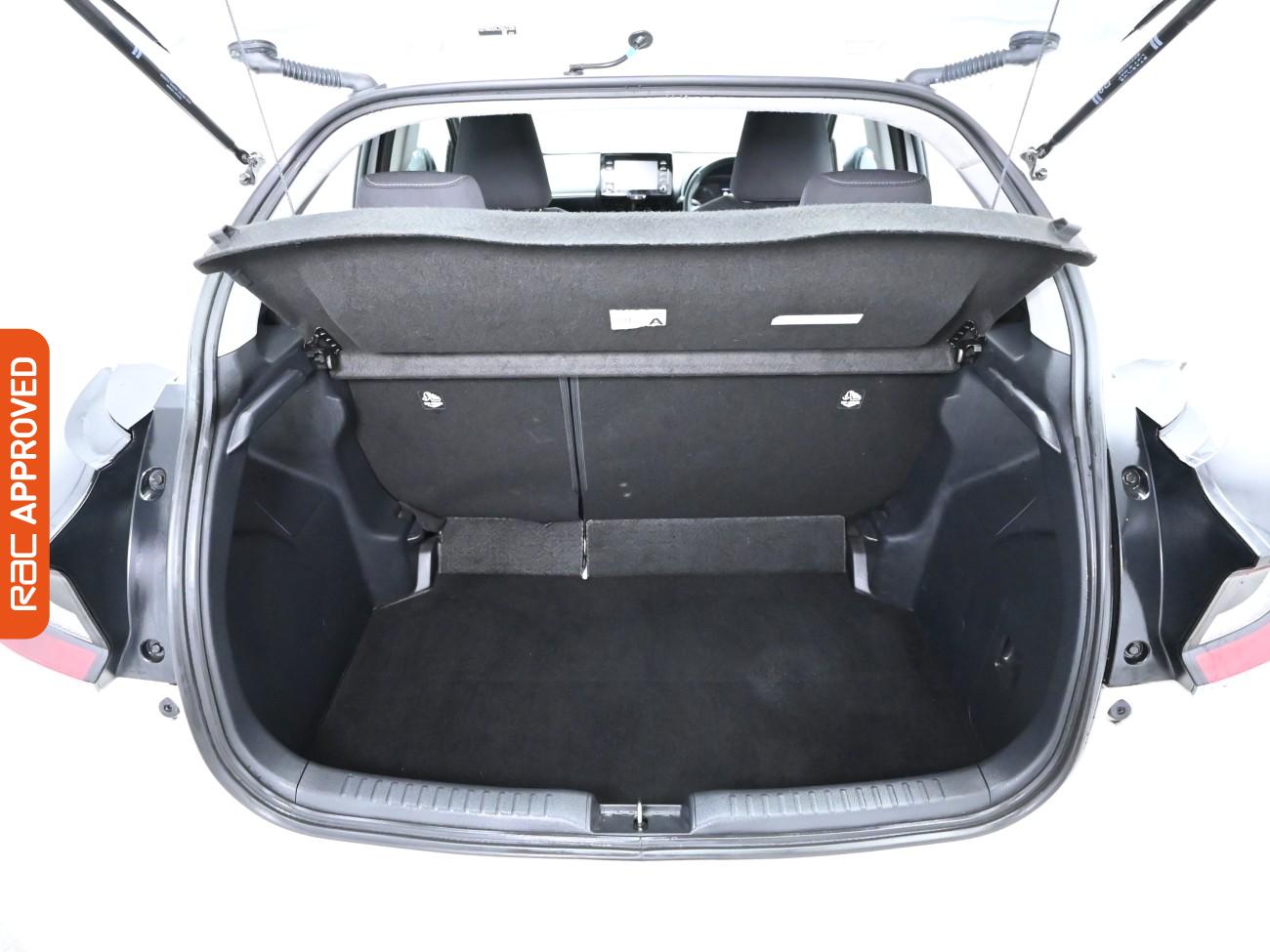 Used Toyota Yaris 2025 for sale - 76495380: Photo 23