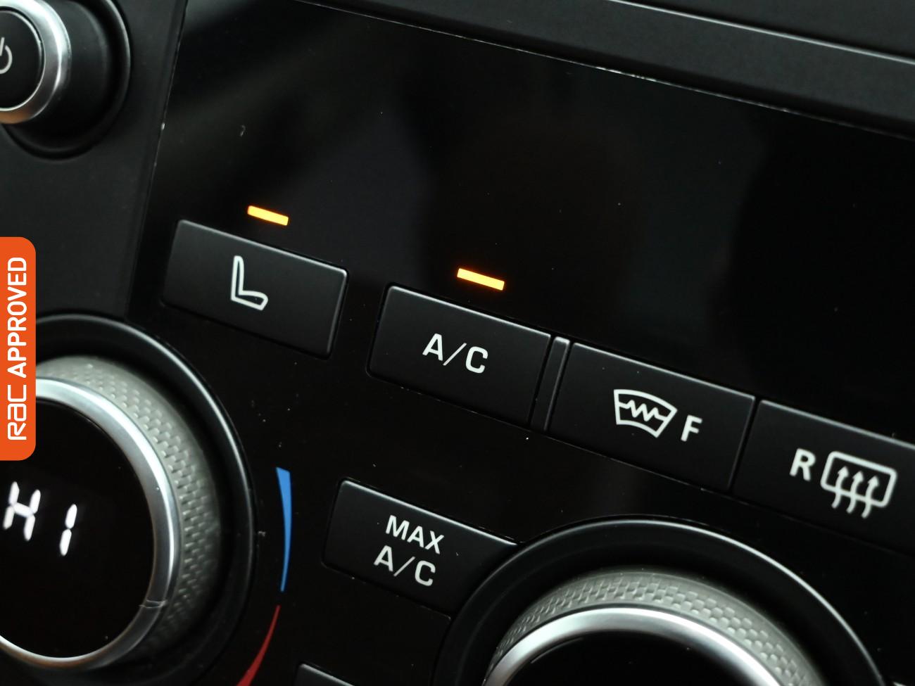 Used Land Rover Discovery Sport 2016 for sale - 77935564: Photo 18