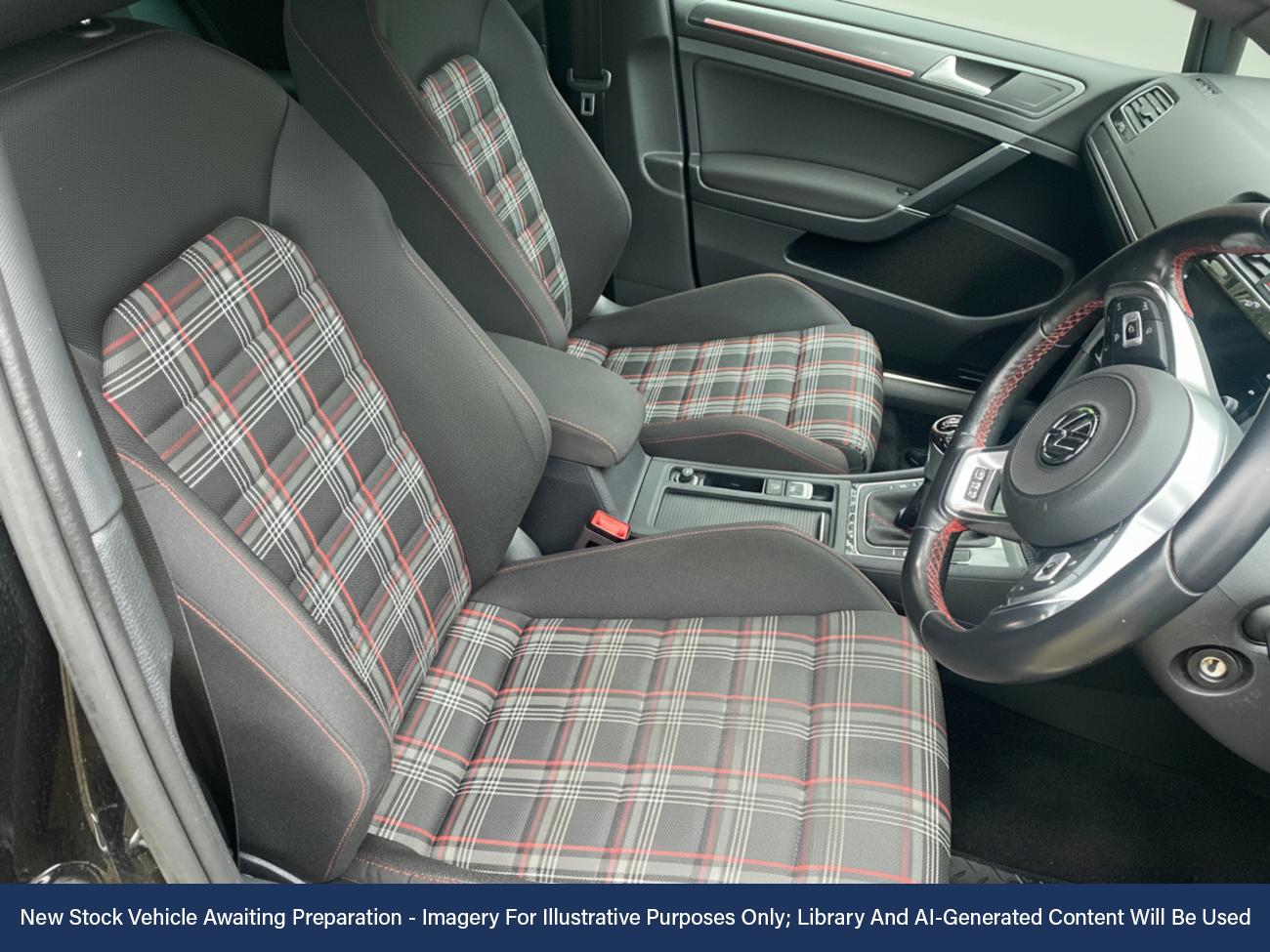 Used Volkswagen Golf 2018 for sale - 76650564: Photo 3