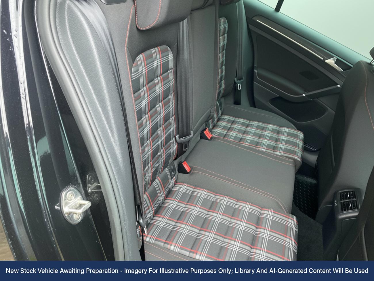 Used Volkswagen Golf 2018 for sale - 76650564: Photo 4