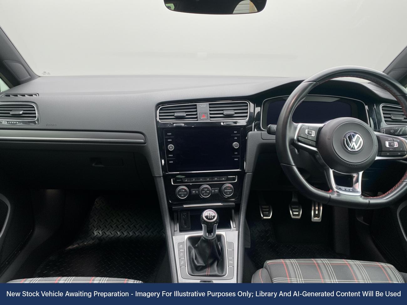 Used Volkswagen Golf 2018 for sale - 76650564: Photo 6