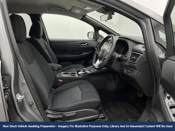 Used Nissan Leaf 2022 for sale - 78268357: Photo