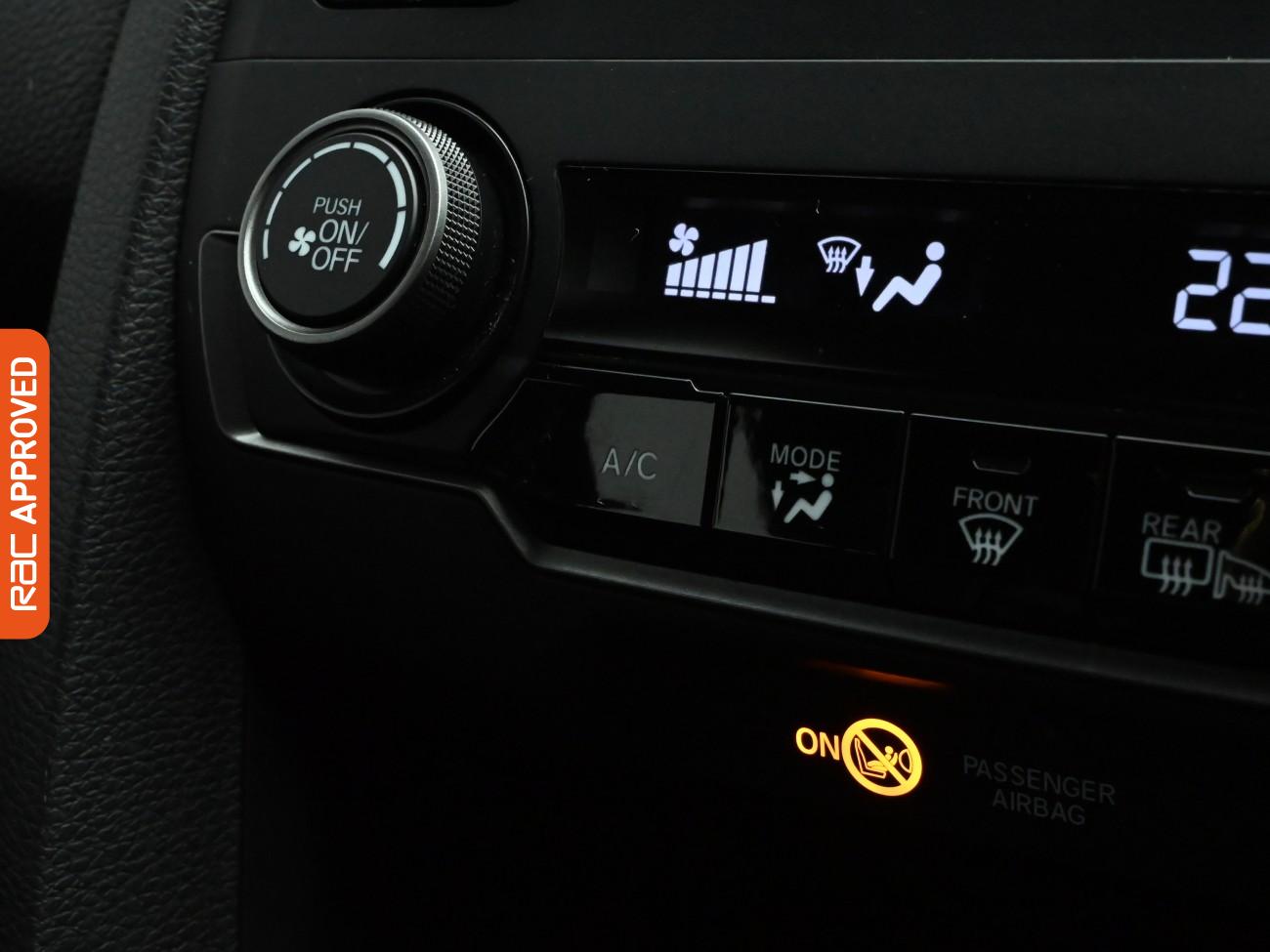 Used Honda Civic 2017 for sale - 76495343: Photo 18