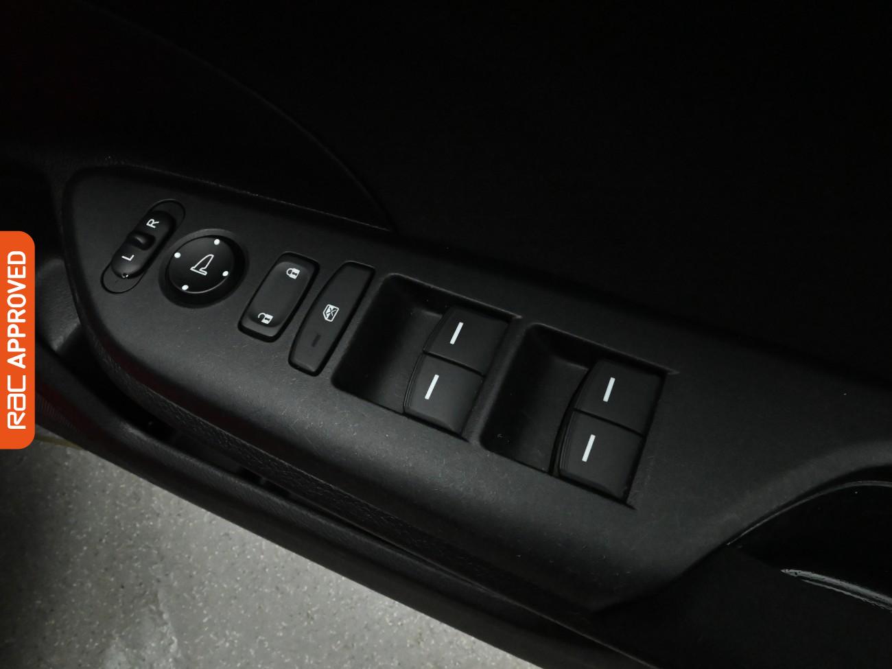 Used Honda Civic 2017 for sale - 76495343: Photo 24