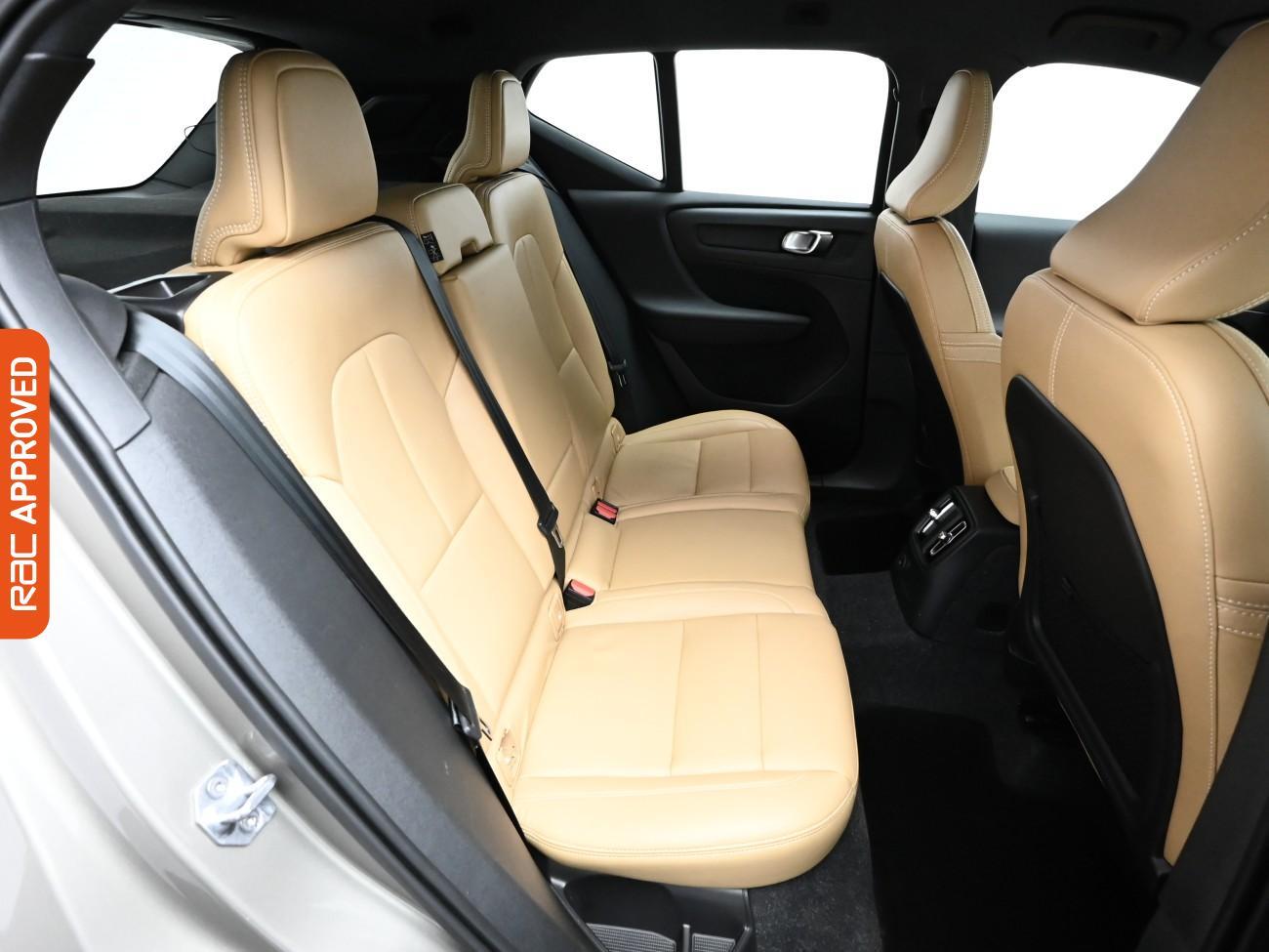 Used Volvo XC40 2021 for sale - 76653921: Photo 14