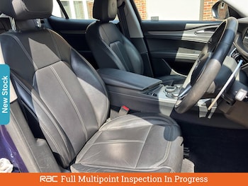Used Alfa Romeo Stelvio 2018 for sale - 75555629: Photo