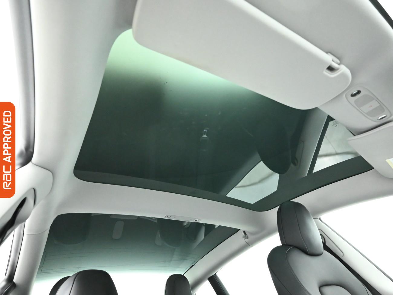 Used Tesla Model 3 2021 for sale - 76767752: Photo 3