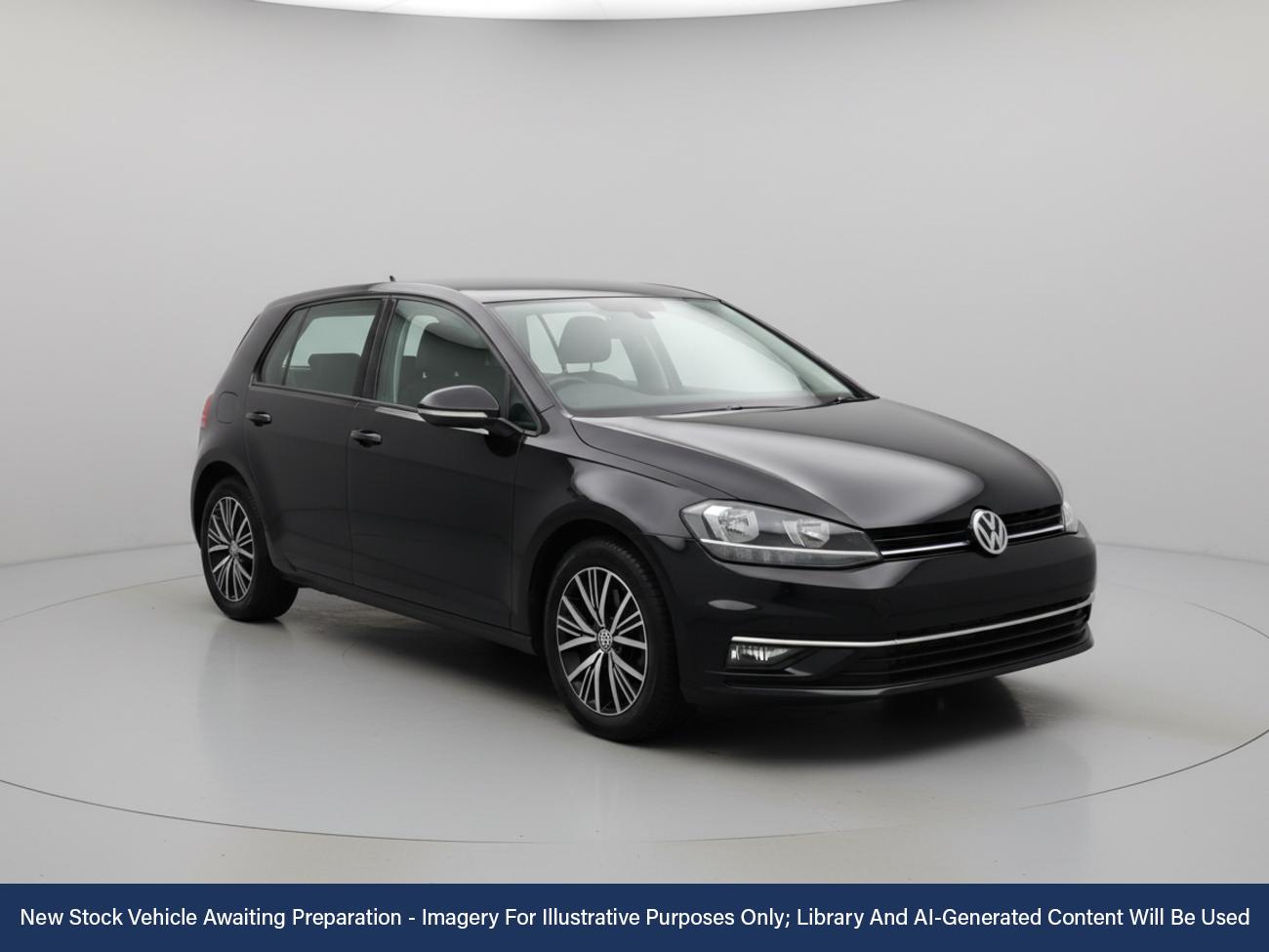 Used Volkswagen Golf 2017 for sale - 76798473: Photo 1